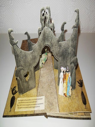 THE DWINDLING PARTY [A Pop-Up Book].